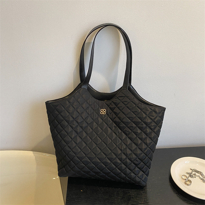 Stylish Retro Commuter Tote For Women